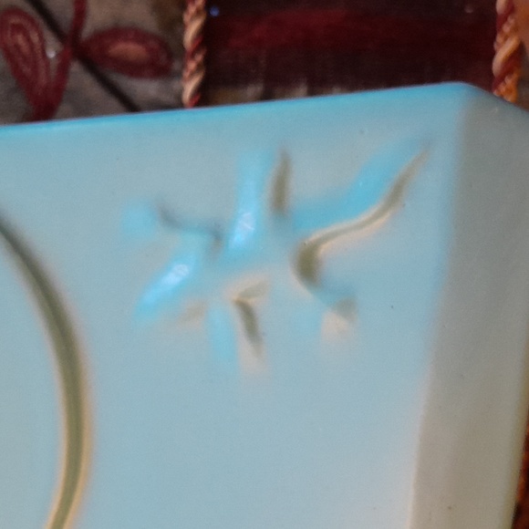 🌺TURQUOISE COLORED Vase - Picture 8 of 8